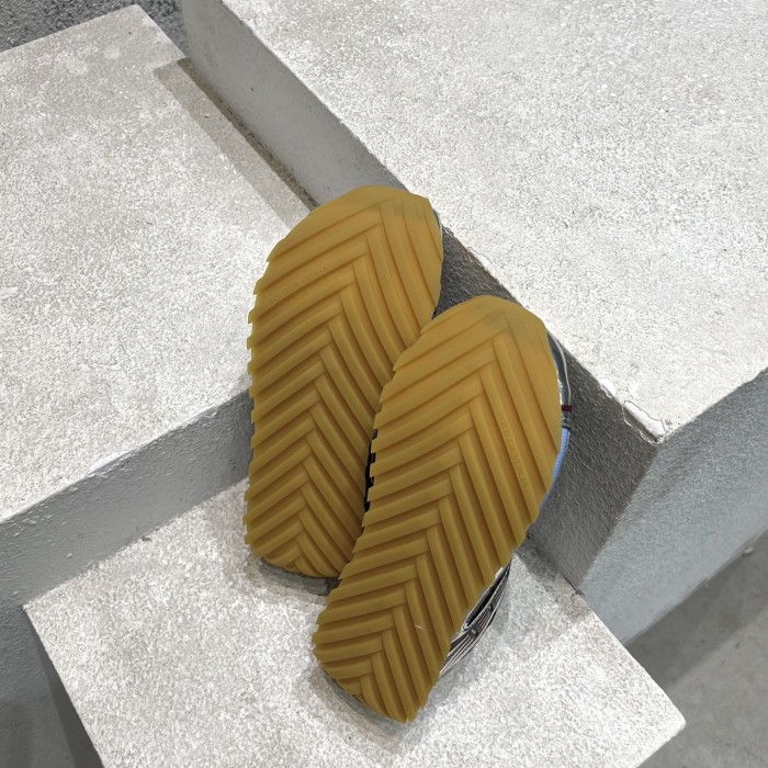 1:1 quality version Mesh Woven Retro Sport Running Shoes 18 colors