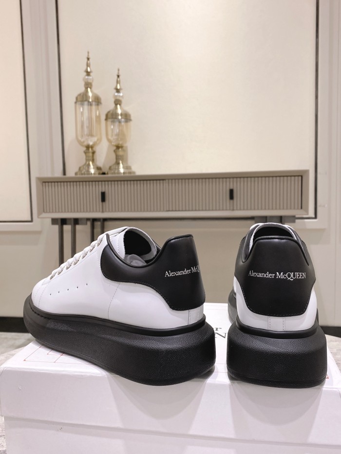 [buy more save more] 1:1 quality version 28314988 Leather Shoes Tail Logo Printed White Shoes 9 colors