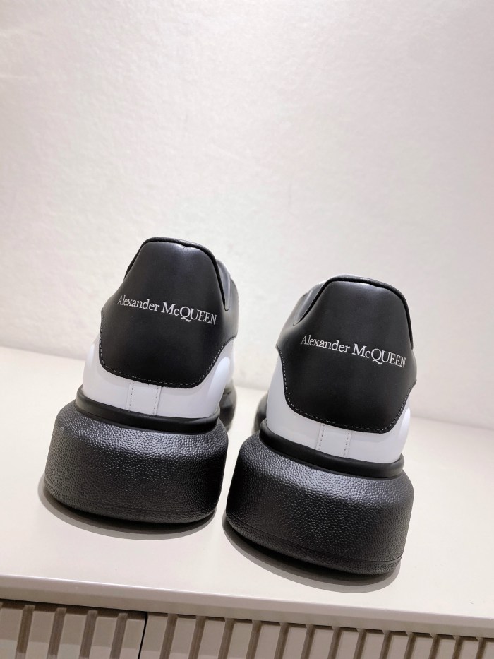 [buy more save more] 1:1 quality version 28314988 Leather Shoes Tail Logo Printed White Shoes 9 colors