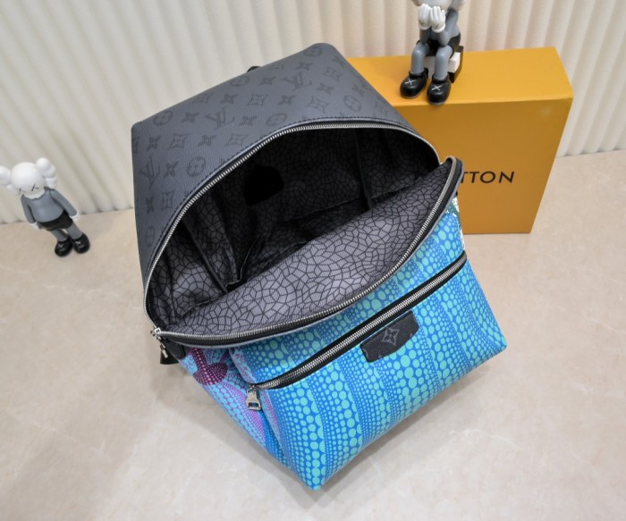 28412823 Gradient Logo Print Backpack 6 colors