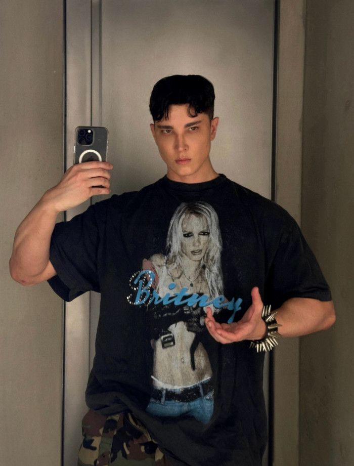 1:1 quality version Britney portrait printed Tee 28430284