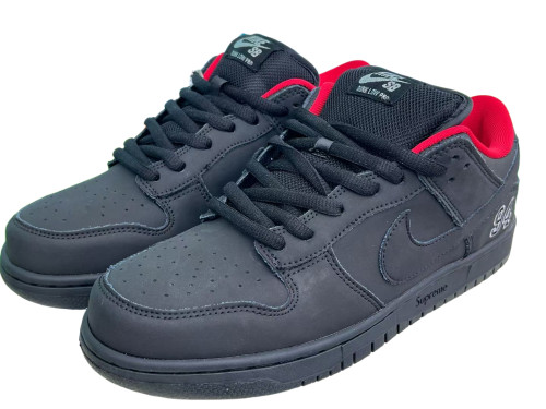 1:1 quality version Supreme x Nike SB Dunk Low Black and Red 28442637