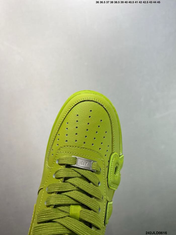 AF1 Fluorescent green low-top shoes 28472418