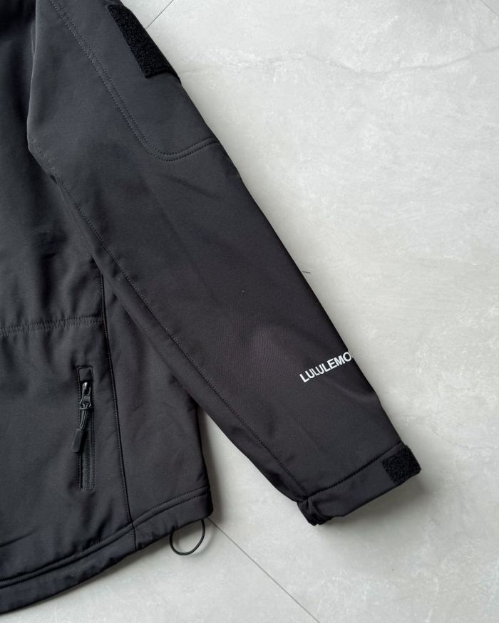 Outdoor Fleece-Lined Windproof Softshell Jacket 3 colors 28531410