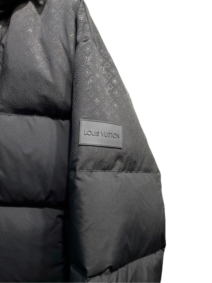 1:1 quality version 3D Embossed Down Jacket 28559515