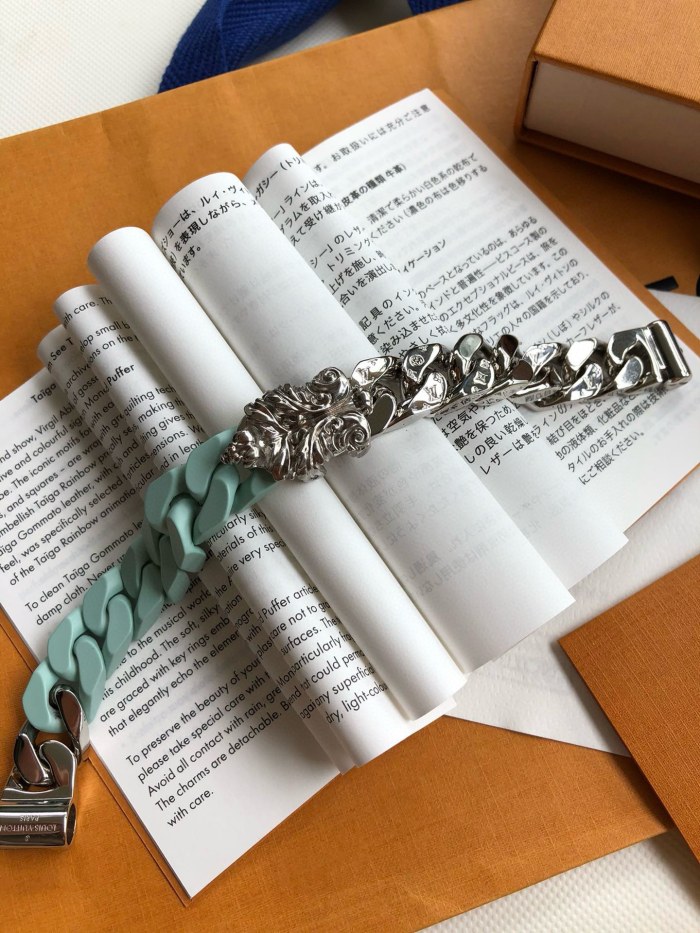 SCULPTURE Mint Green Bracelet 28566130