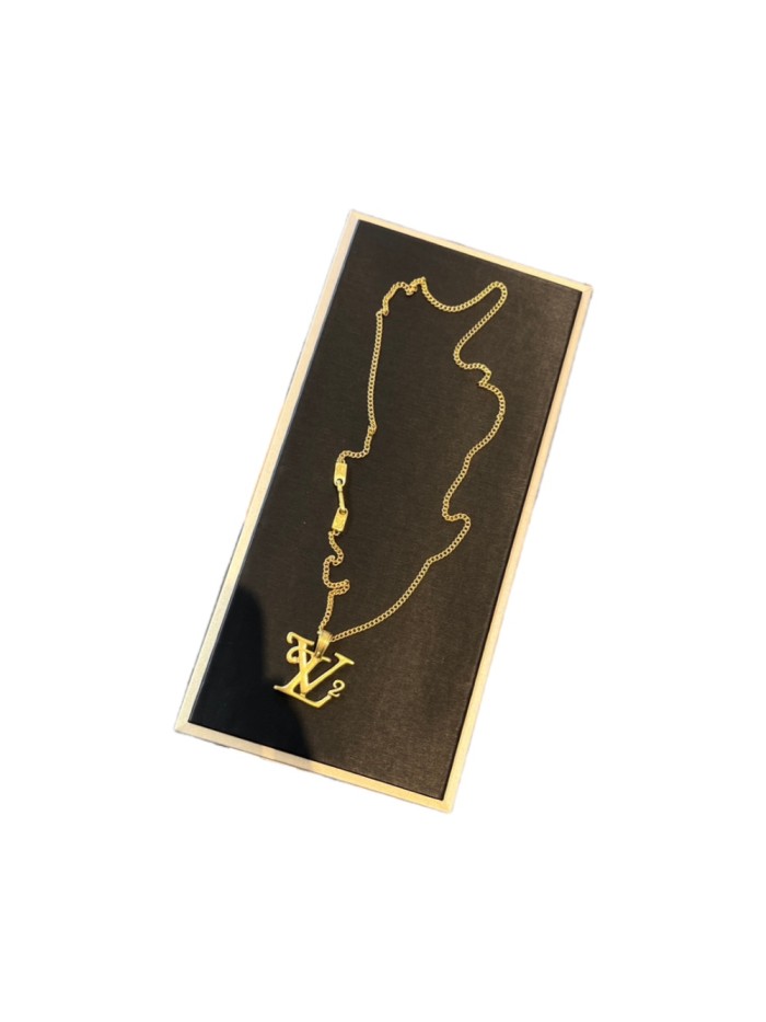 NIGO Metal Necklace 28566126