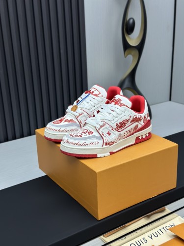 1:1 quality version Trainer White & Red Graffiti Leather Round Toe Lace-Up Shoes 28598354