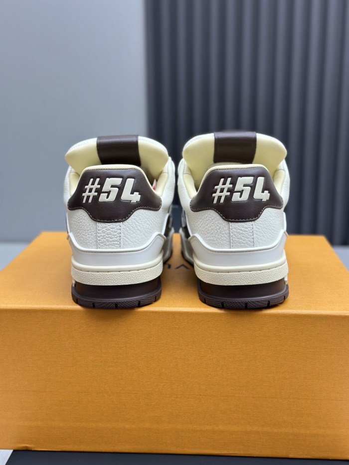 1:1 quality version Trainer Round Toe Lace-Up Low-Top Skate Shoes White Brown Black 28599100