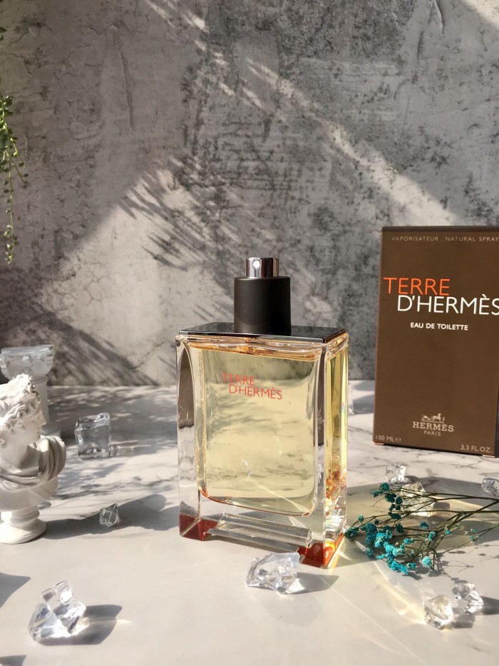 Earthy Men's Perfume 28602409