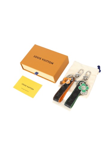 Vivienne Logo Design Metal Keychain 2 colors 28622670