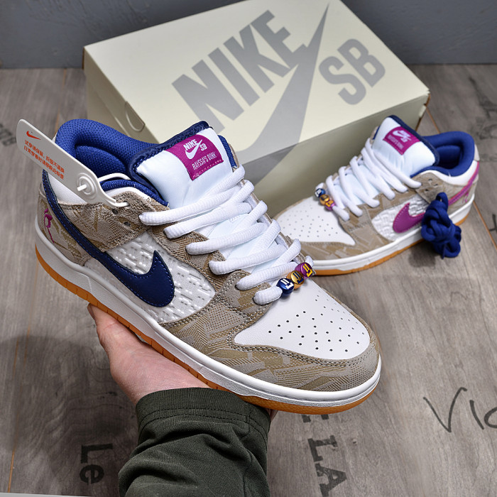 [plus-size shoes] Rayssa Leal x N*ke Dunk SB  Pure Platinum and Vivid Purple” 28628152