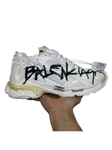 1:1 quality version B Runner Graffiti Mesh Series Low-Top Shoes 28630931