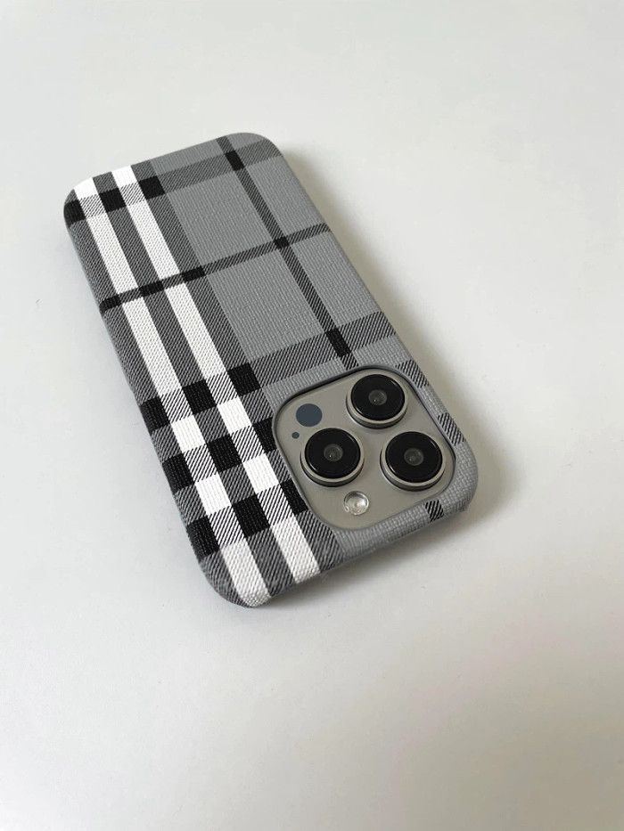 Retro Scottish Plaid Grey White Phone Case 28653786