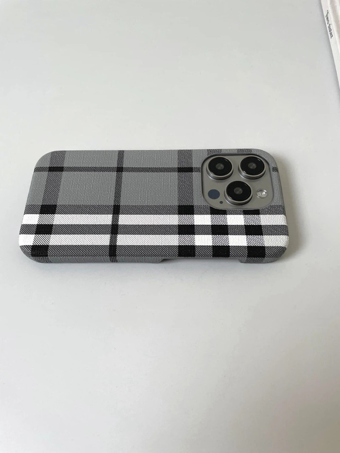 Retro Scottish Plaid Grey White Phone Case 28653786