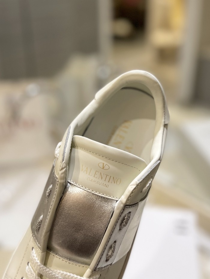 1:1 quality version Contrast-Color Calfskin Low-Top Shoes 5 colors 28656445