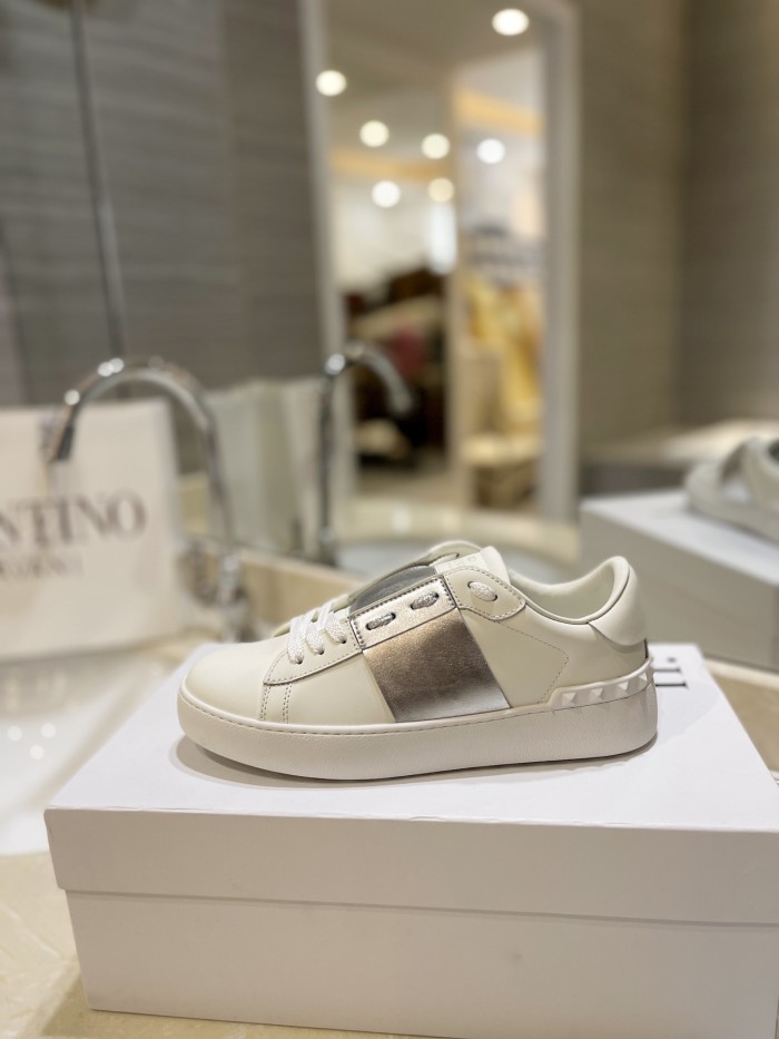 1:1 quality version Contrast-Color Calfskin Low-Top Shoes 5 colors 28656445