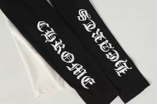 Black and White Color-Blocked Sleeve Sanskrit Letter Print Long Sleeve T-Shirt 28661876