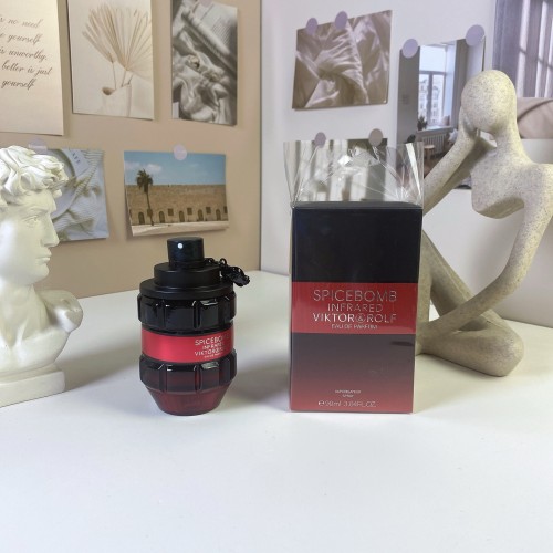Viktor & Rolf Spicebomb Infrared Perfume 28673443