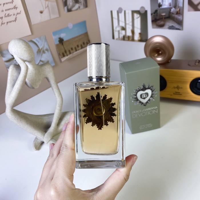 Dolce & Gabbana Devotion Pour Homme Perfume 28673445