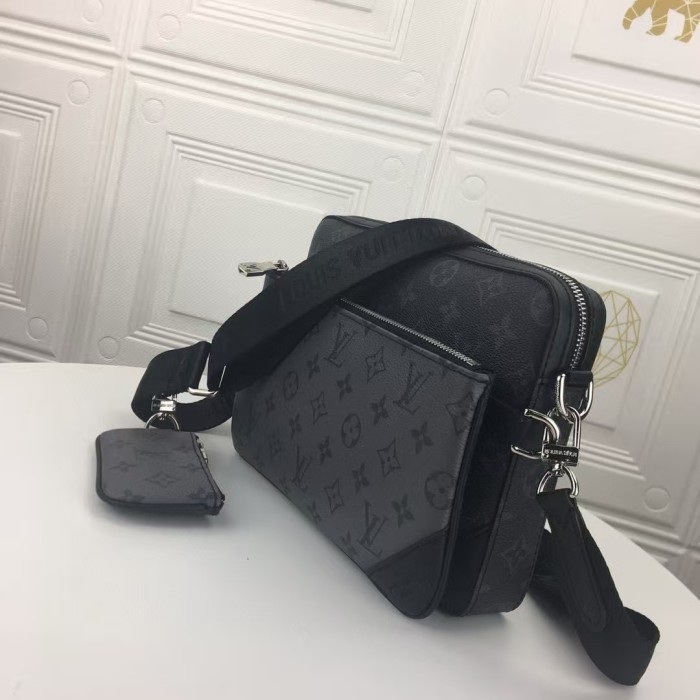 Black Floral Square Crossbody Bag 28683544