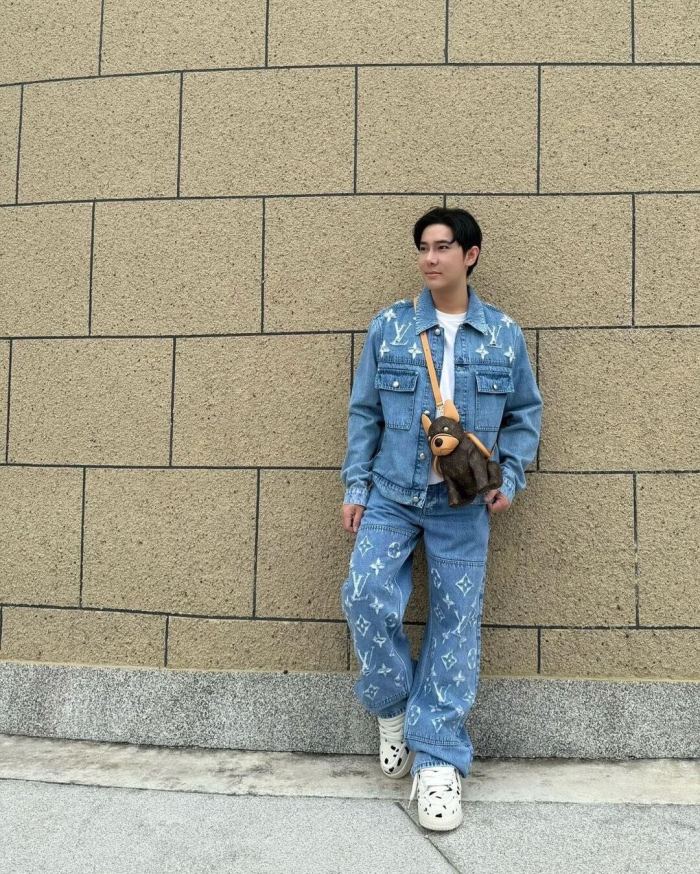 1:1 quality version White Logo Embroidered Blue Denim Jacket 28687458