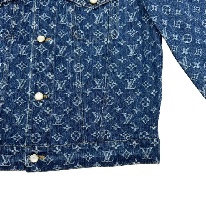 1:1 quality version Full Print Embroidered Denim Jacket 28687457