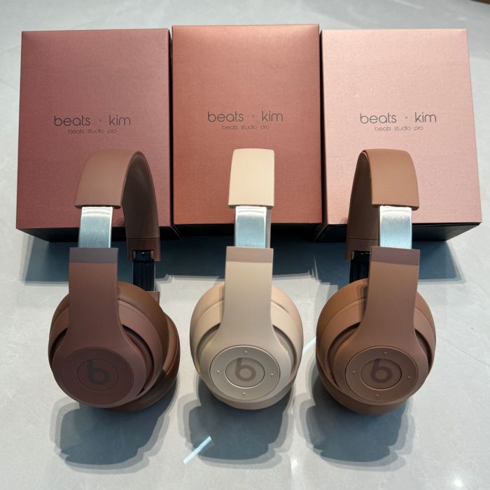 Be@ts x k*m Bluetooth headphone with headband 3 colors 28689746
