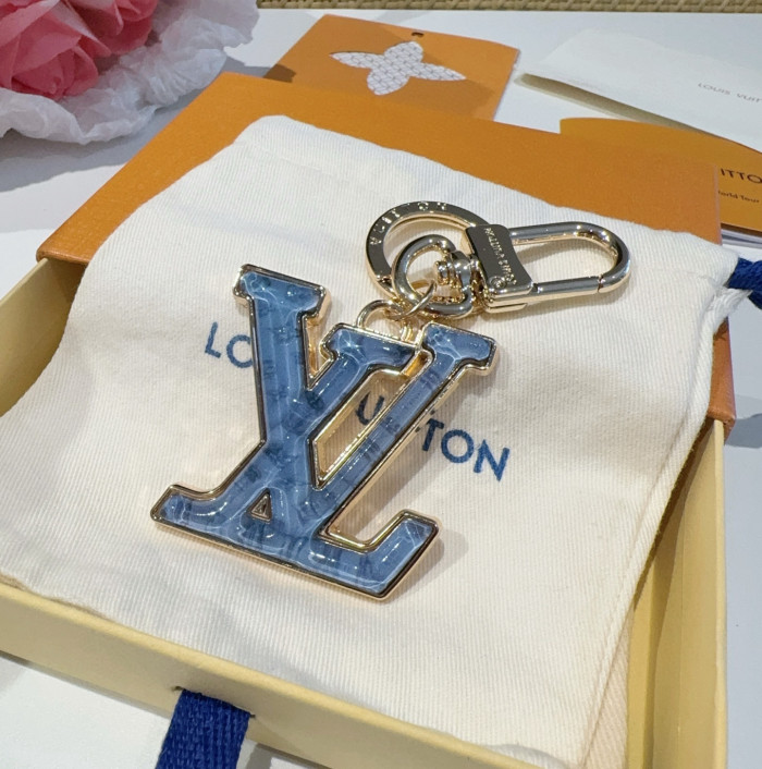 Resin Letter Pendant Keychain 28689548