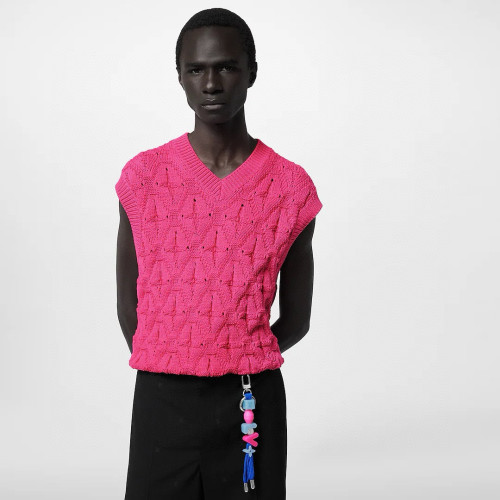 Interwoven Alphabet Floral Pattern Keychain 28692184