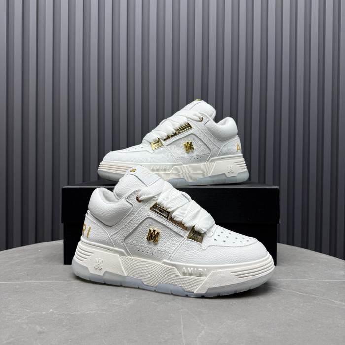  1:1 quality version Metal Logo Round Toe Lace-Up Low-Top MA-1 Sneakers 2 colors 28702284