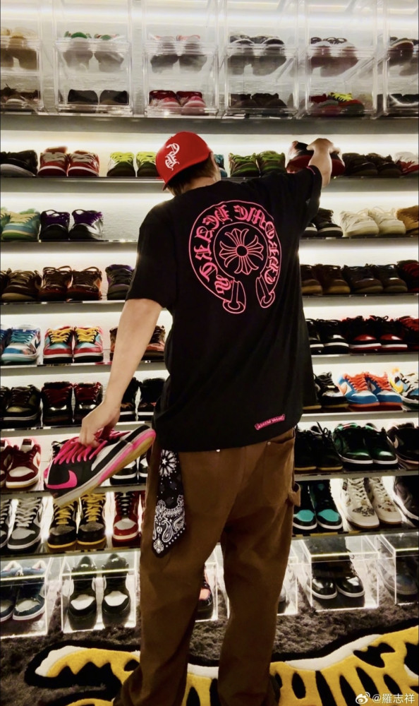 1:1 quality version Neon Pink Horseshoe Print Tee 2 colors 28710867