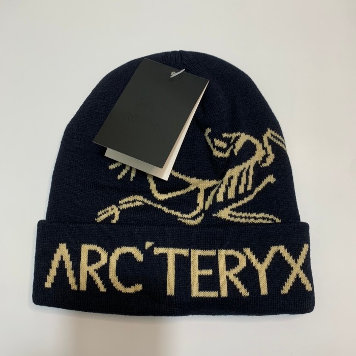 Letter Jacquard Logo Beanie 7 colors 28746590