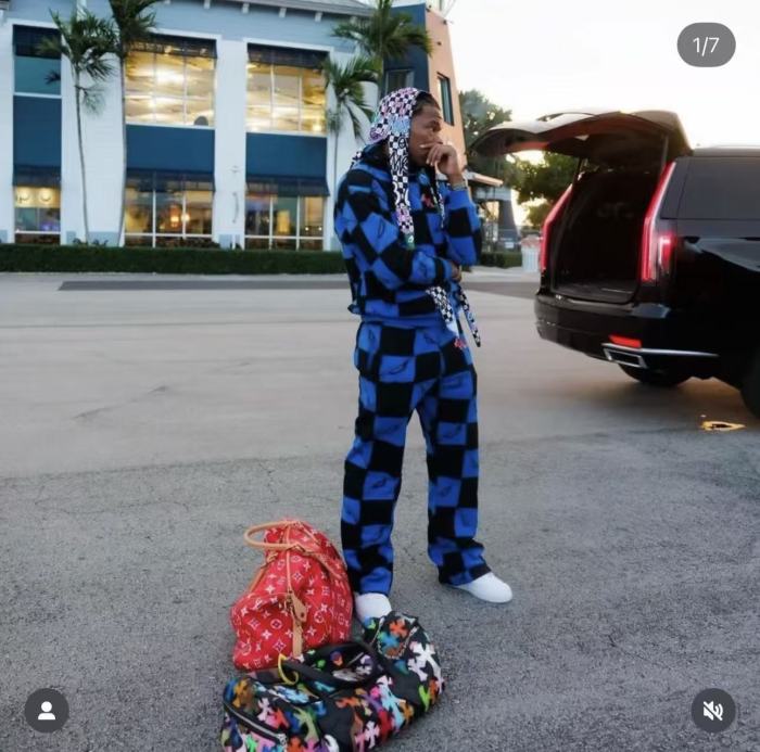 1:1 quality version AP Blue and Black Checkered Hoodie & Pants Set 2 colors 28749373