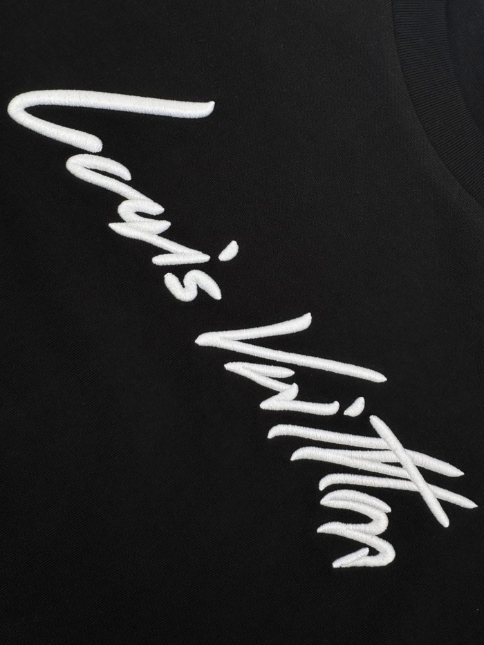 1:1 quality version Handwritten-Style Embroidered Logo tee 2 colors 28750262