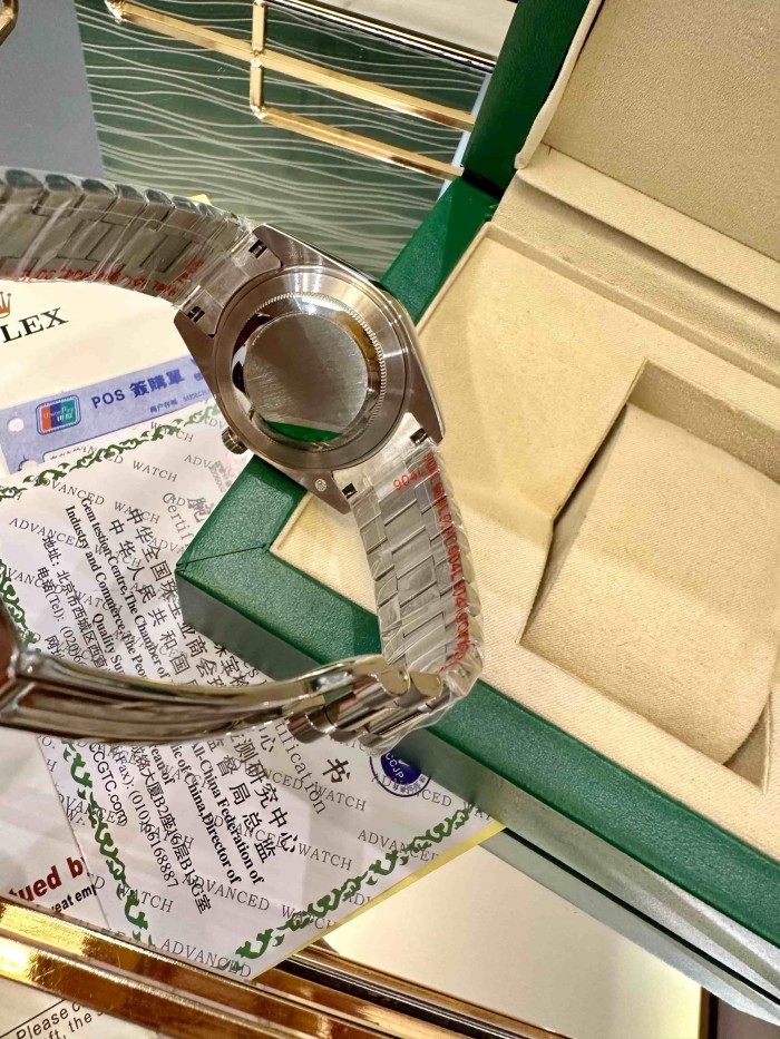Crystal Mirror Finish Steel Strap  Watch【Dial diameter：40mm 】28763220