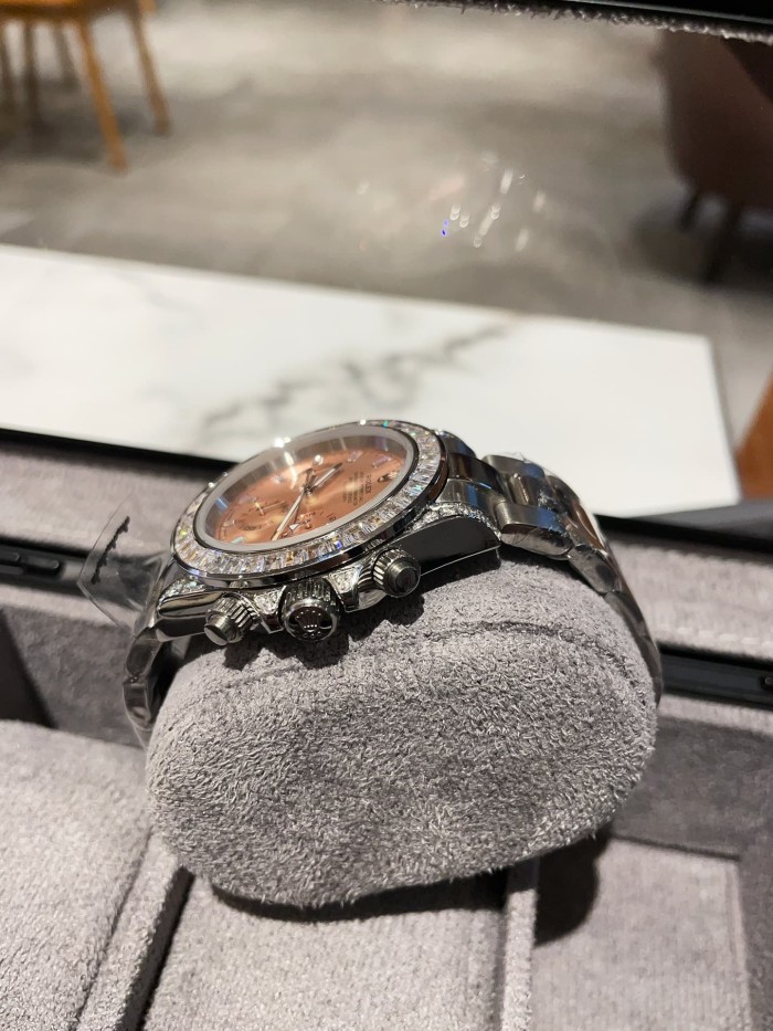 Gem-Set Quartz Movement Watch 28763408