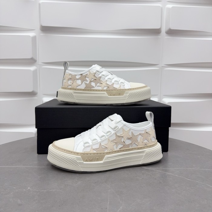 1:1 quality version Leather Star Embroidered Round-Toe Lace-Up Low-Top Shoes 28764663