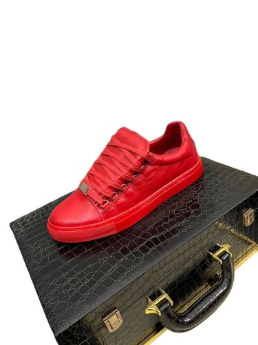 1:1 quality version Wrinkled Cowhide Leather Solid Color Sneakers 3 colors 28764543