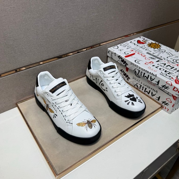 1:1 quality version Heart Crown and Insect Embellishments Casual White Sneakers 28816107
