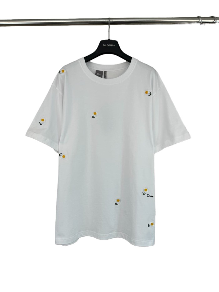 1:1 quality version Daisy Embroidery Badge Crew Neck Tee 28816185