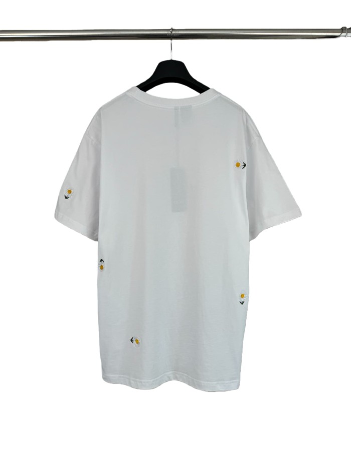 1:1 quality version Daisy Embroidery Badge Crew Neck Tee 28816185