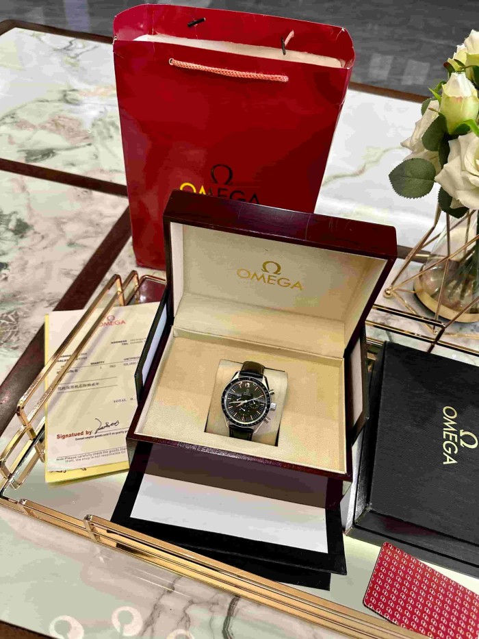 1:1 quality version Speedmaster Series Black Dial Mechanical Movement Watch【Dial diameter：43mm】28877846