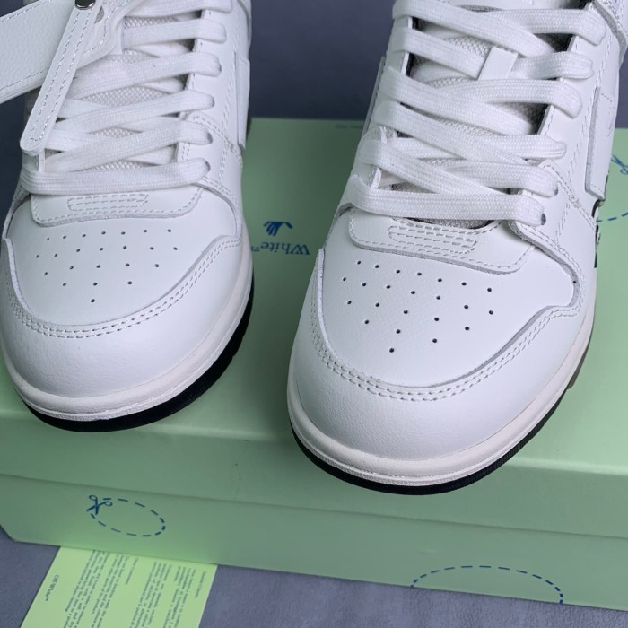 [plus-size shoes] Logo Print White Leather Board Shoes 28885846