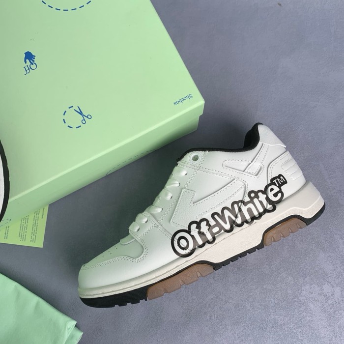 [plus-size shoes] Logo Print White Leather Board Shoes 28885846