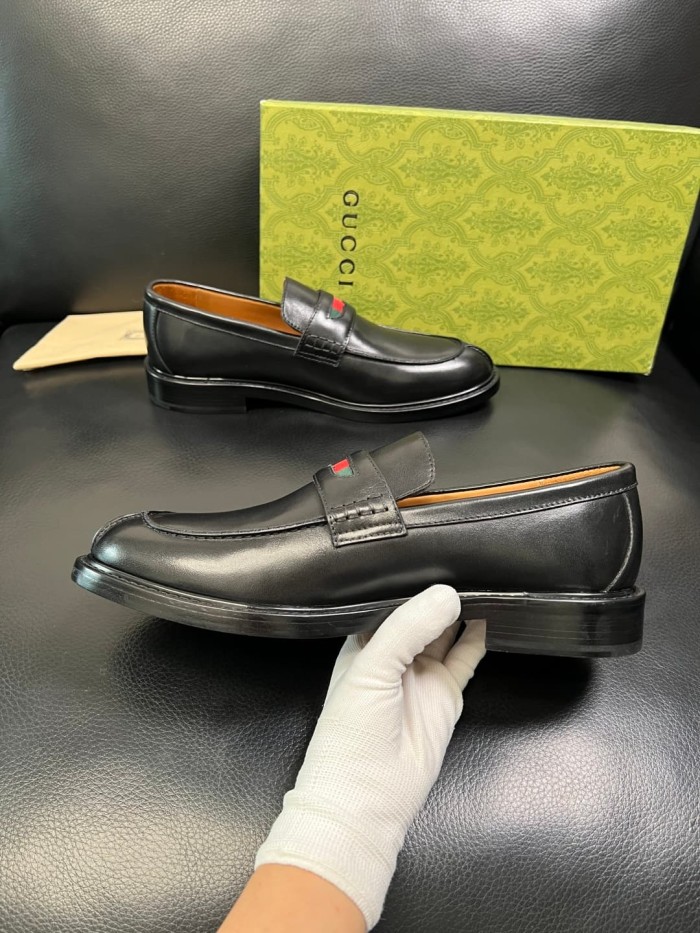1:1 quality version Red and Green Webbing Men's Loafers 6 colors 28899672