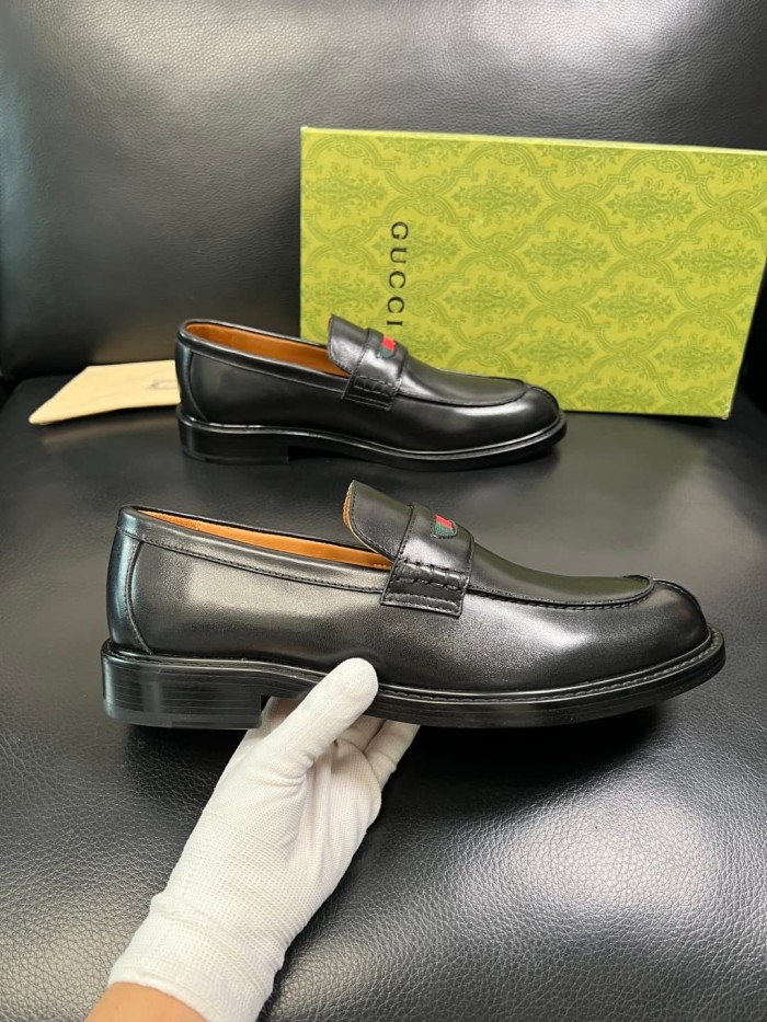 1:1 quality version Red and Green Webbing Men's Loafers 6 colors 28899672