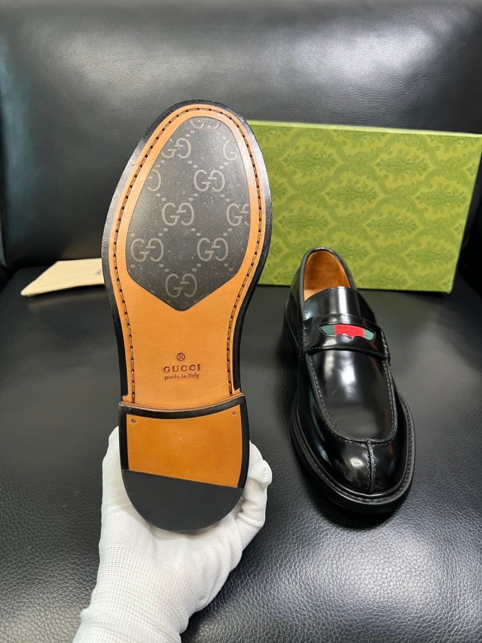 1:1 quality version Red and Green Webbing Men's Loafers 6 colors 28899672