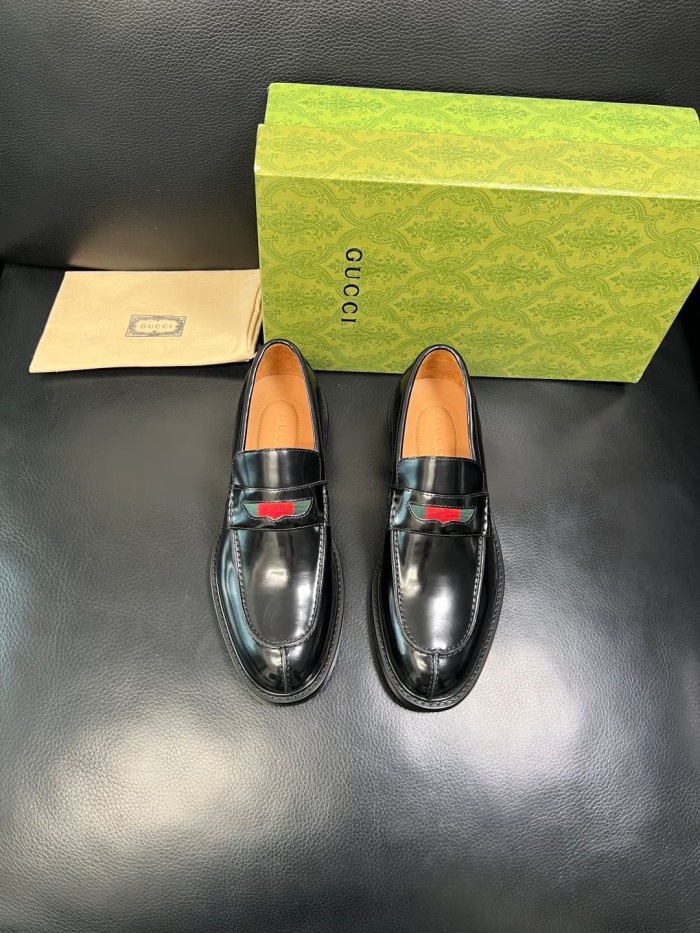 1:1 quality version Red and Green Webbing Men's Loafers 6 colors 28899672