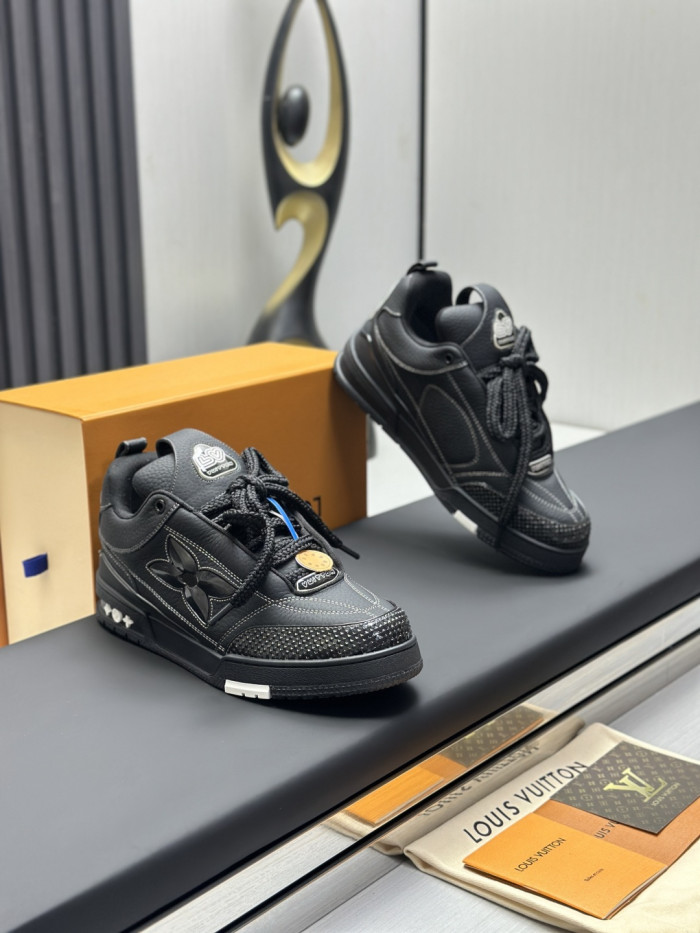 1:1 quality version Black Crystal Fully Embellished Sneaker 28900876